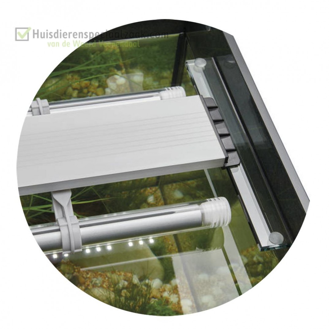 Oase Styleline aquarium inhoud van 115 liter in de kleur zwart